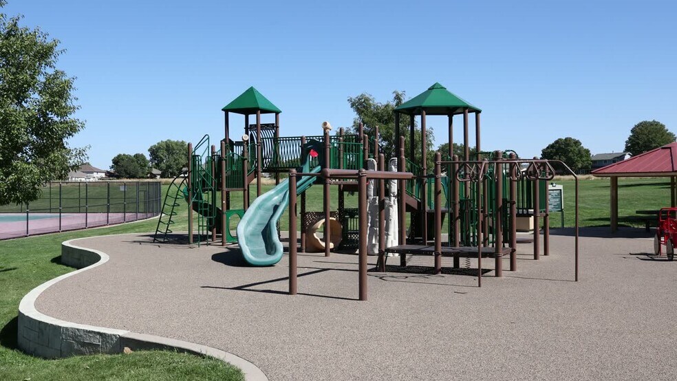 Primary Photo Of 115 Industrial Dr, Beaver Dam Restaurant For Sale