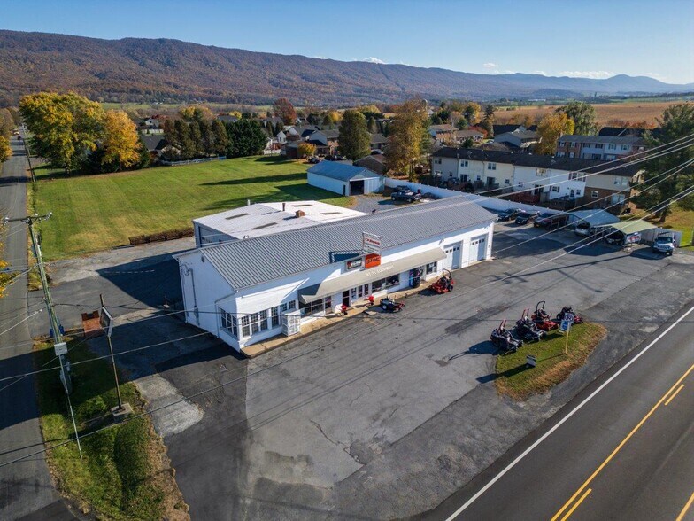 More Photos Of 9800 S Congress St, New Market Auto Repair For Sale