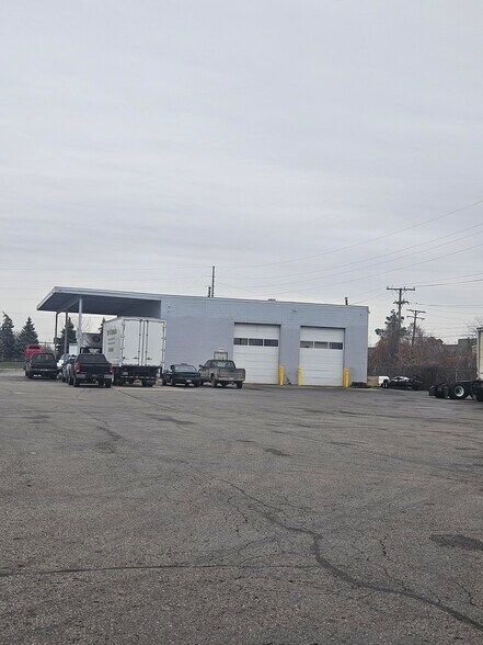 More Photos Of 9900 Harrison, Romulus Industrial For Sale