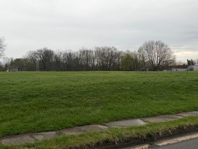 More Photos Of 2219 Massachusetts SE ave, Massillon Land For Sale