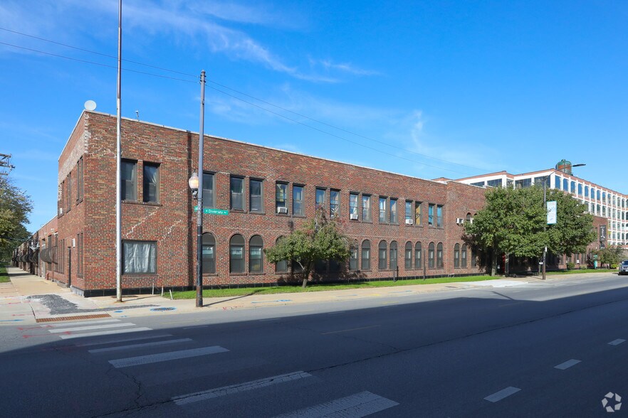 More Photos Of 4200 W Diversey Ave, Chicago Manufacturing For Lease
