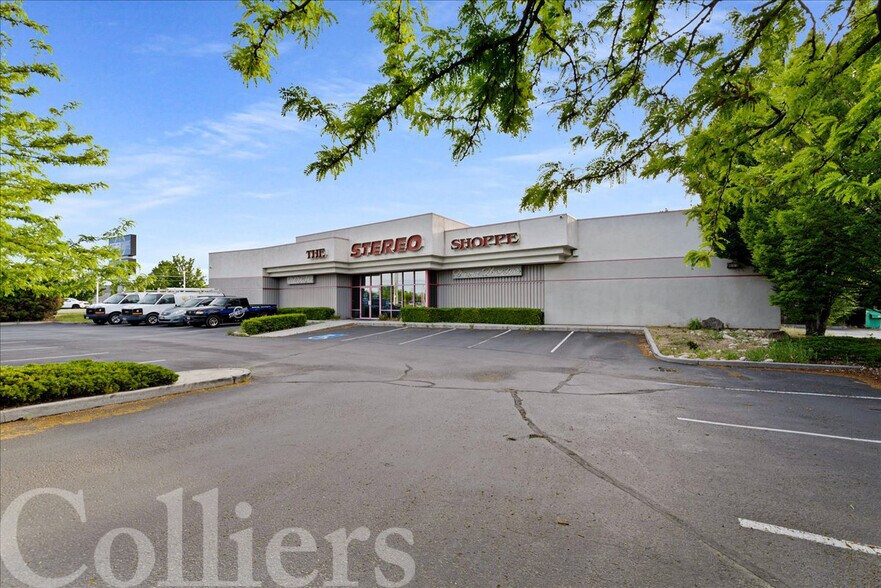 More Photos Of 8778 W Fairview Ave, Boise Freestanding For Sale