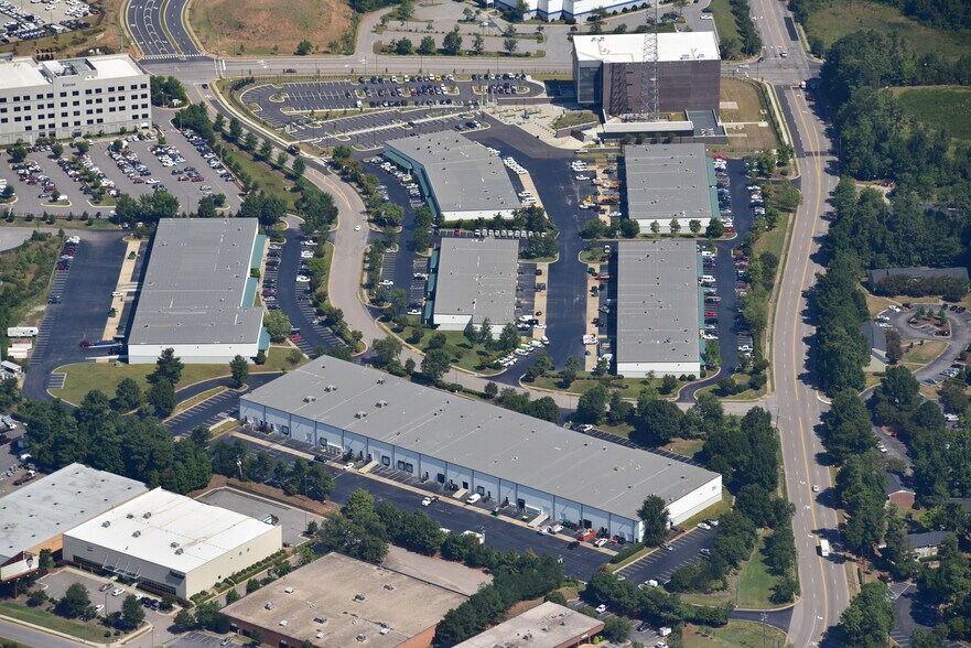 More Photos Of 2401 Brentwood Rd, Raleigh Light Distribution For Lease