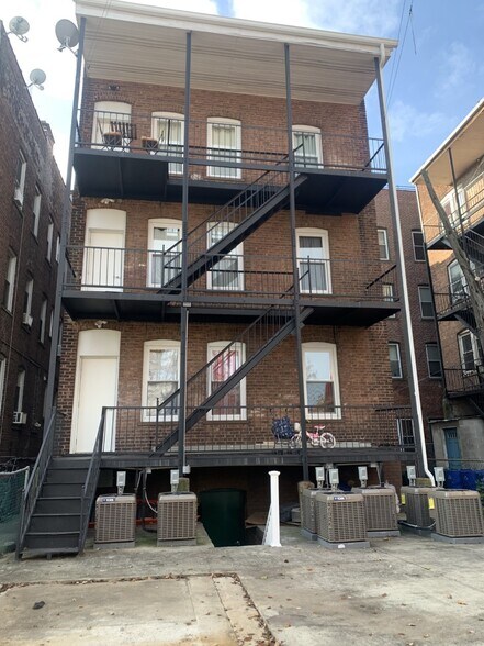 More Photos Of 396 E Kinney St, Newark Apartments For Sale