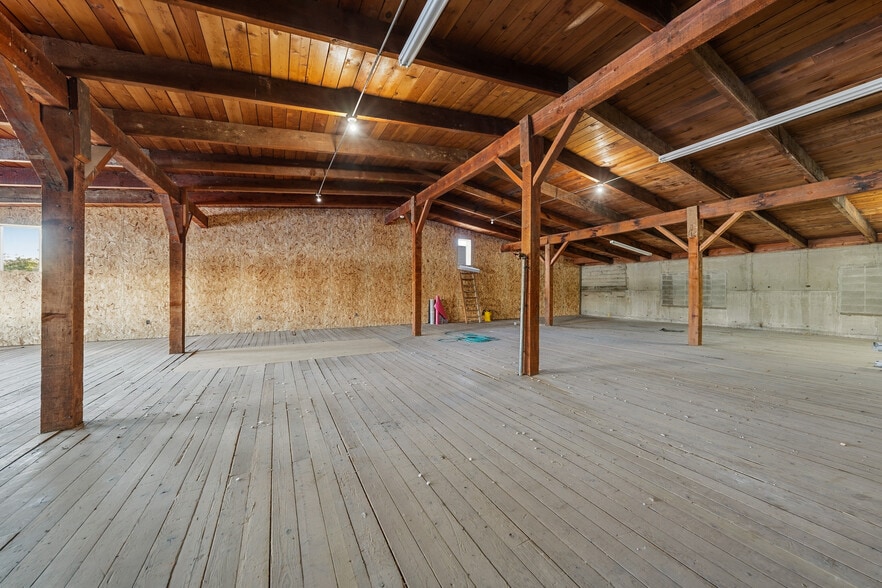More Photos Of 316 Front St, Medford Specialty For Sale