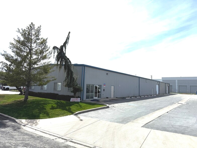 Primary Photo Of 2450 S 3400 W, Salt Lake City Manufacturing For Lease