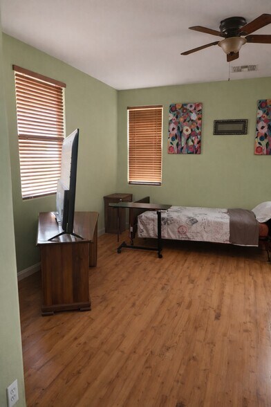 More Photos Of 15456 W Morning Glory St, Goodyear Healthcare For Sale