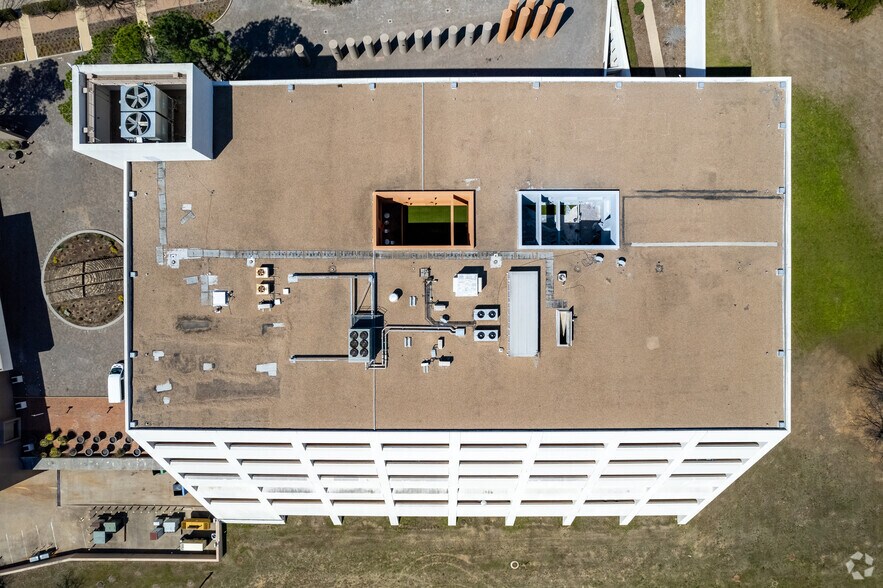 More Photos Of 1301 Solana Blvd, Westlake Office For Lease