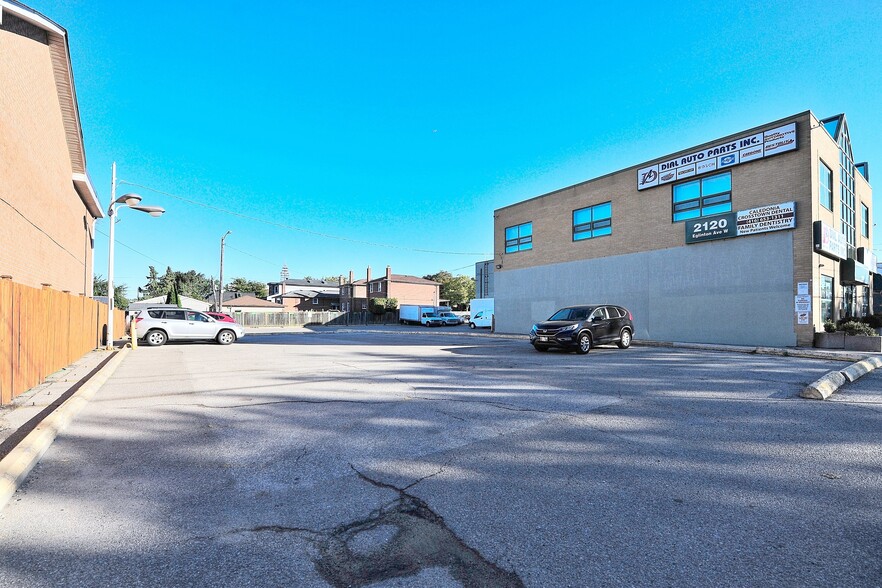 More Photos Of 2120 Eglinton Ave W, Toronto Office For Lease