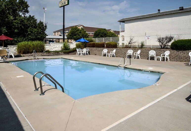 More Photos Of 5522 N Pan Am Expy, San Antonio Hotel For Sale