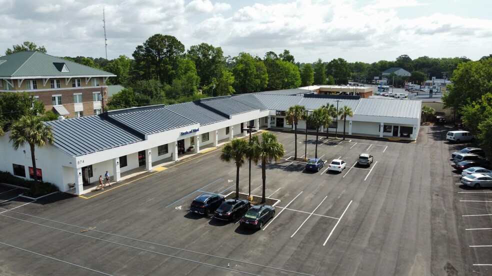 Primary Photo Of 874 Orleans Rd, Charleston Unknown For Lease