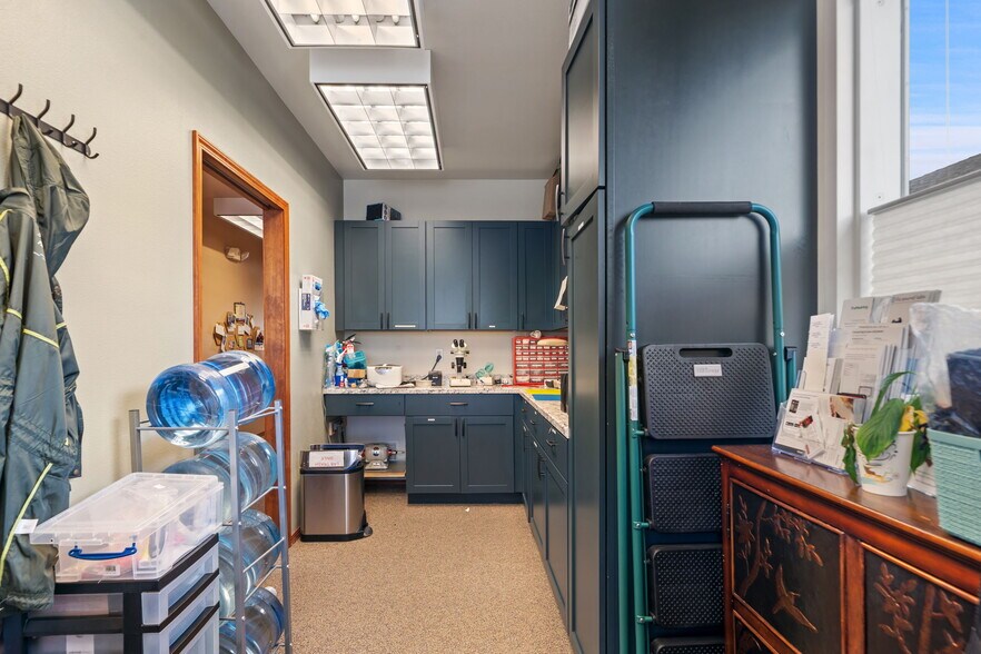 More Photos Of 538 N 5th Ave, Sequim Medical For Sale