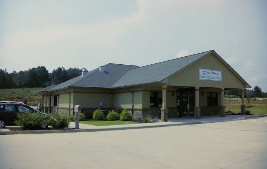 Primary Photo Of 125 Henry Ln, Winfield Rehabilitation Center For Lease