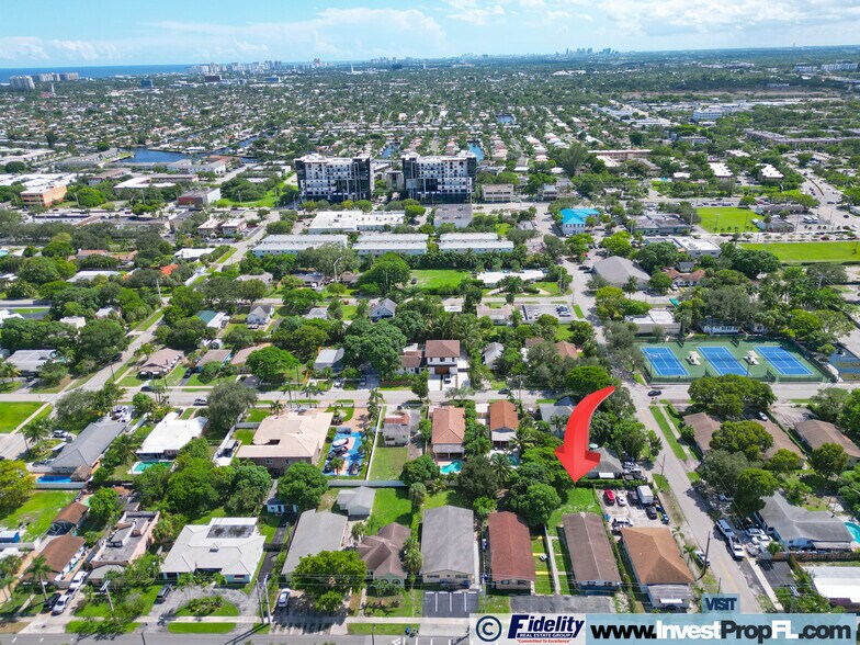 More Photos Of 404 NE 4th St, Pompano Beach Multifamily For Sale