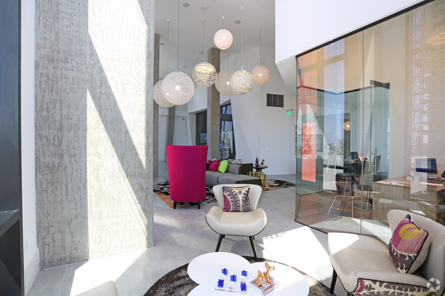 More Photos Of 1501 Island Ave, San Diego Apartments For Lease