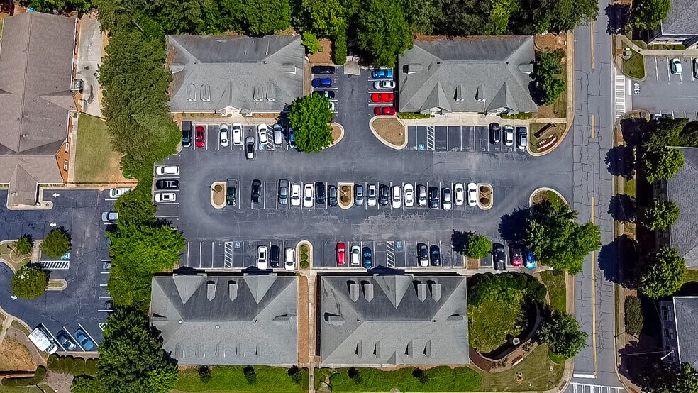 More Photos Of 3505 Duluth Park Ln, Duluth Medical For Sale