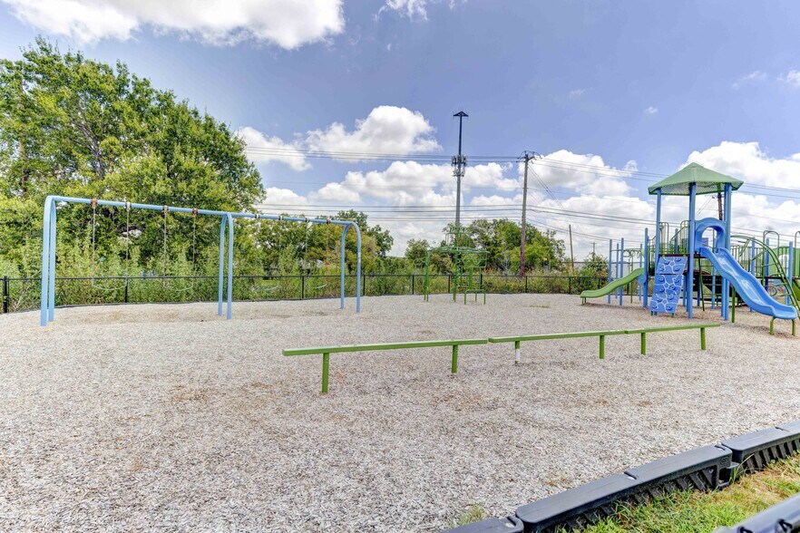 More Photos Of 9100 Hwy 290 E, Austin Research And Development For Sale