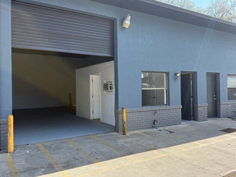 More Photos Of 1046 Shadick Dr, Orange City Warehouse For Lease
