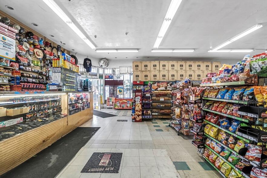 More Photos Of 1103-1111 E Belmont Ave, Fresno Freestanding For Sale