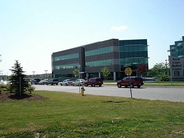 More Photos Of 5 Quarry Ridge Rd, Barrie Medical For Lease