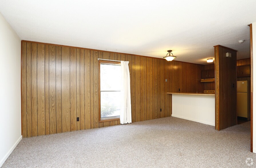 More Photos Of 6535 Summertime Apartments, 6535 Jeffrey Dr, Fayetteville Apartments For Sale