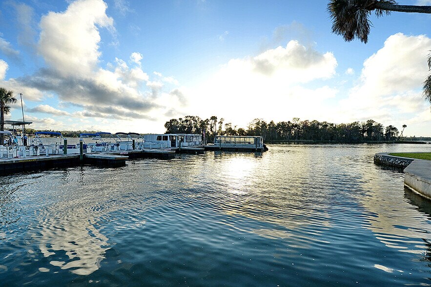 More Photos Of 1154 NE 1st St, Crystal River Apartments For Sale