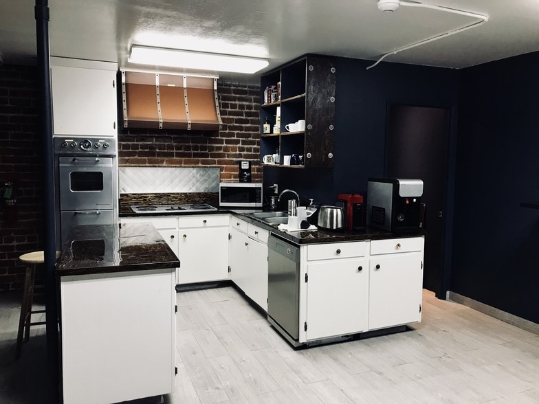 More Photos Of 181 2nd St, San Francisco Loft Creative Space For Lease