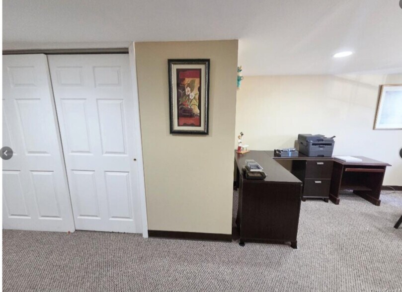 More Photos Of 201 Portion Rd, Ronkonkoma Loft Creative Space For Lease