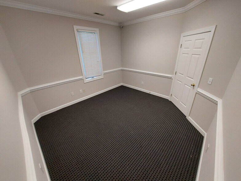 More Photos Of 1310 SE Maynard Rd, Cary Coworking Space