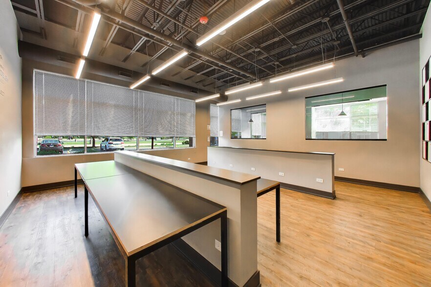 More Photos Of 2640 Patriot Blvd, Glenview Medical For Sale