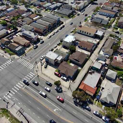 More Photos Of 10007 S San Pedro St, Los Angeles Apartments For Lease