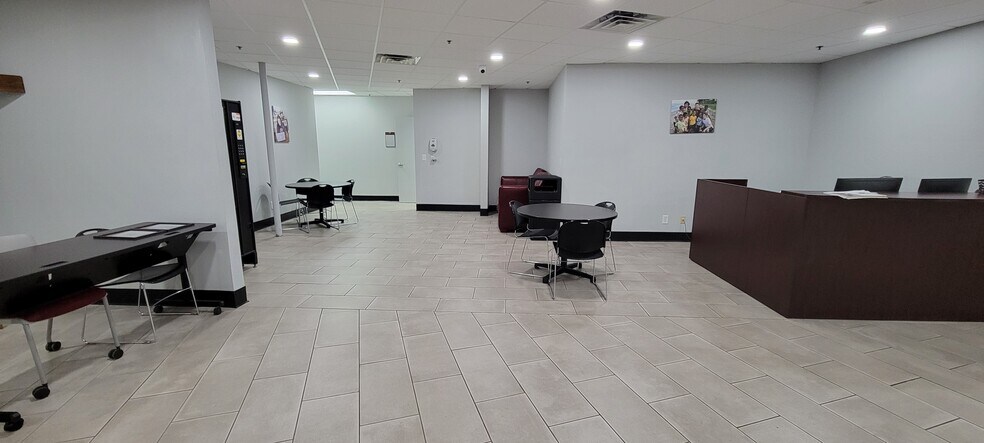 More Photos Of 2300 Greene Way, Louisville Office For Sale