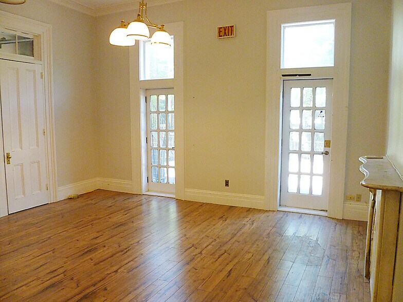 More Photos Of 1008 Main St, Peekskill Office For Sale