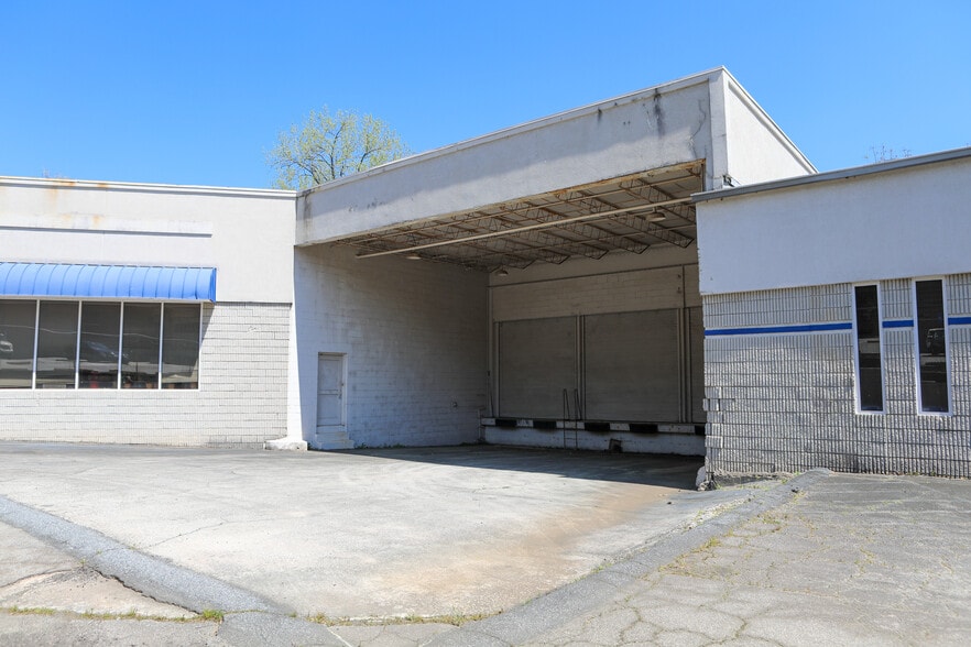 More Photos Of 465 Bishop St NW, Atlanta Warehouse For Sale