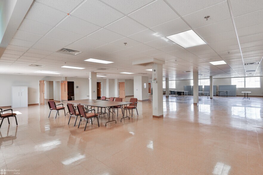 More Photos Of 1226-1232 W Green St, Allentown Flex For Sale