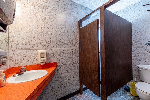 More Photos Of 400 N Main St, Princeton Office For Sale