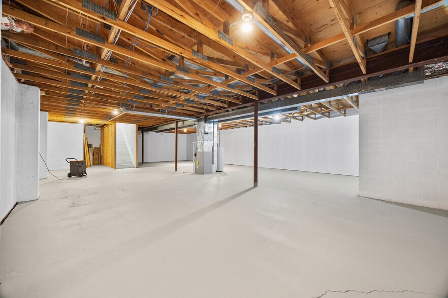 More Photos Of 61A Monroe Ave, Pittsford Office For Sale