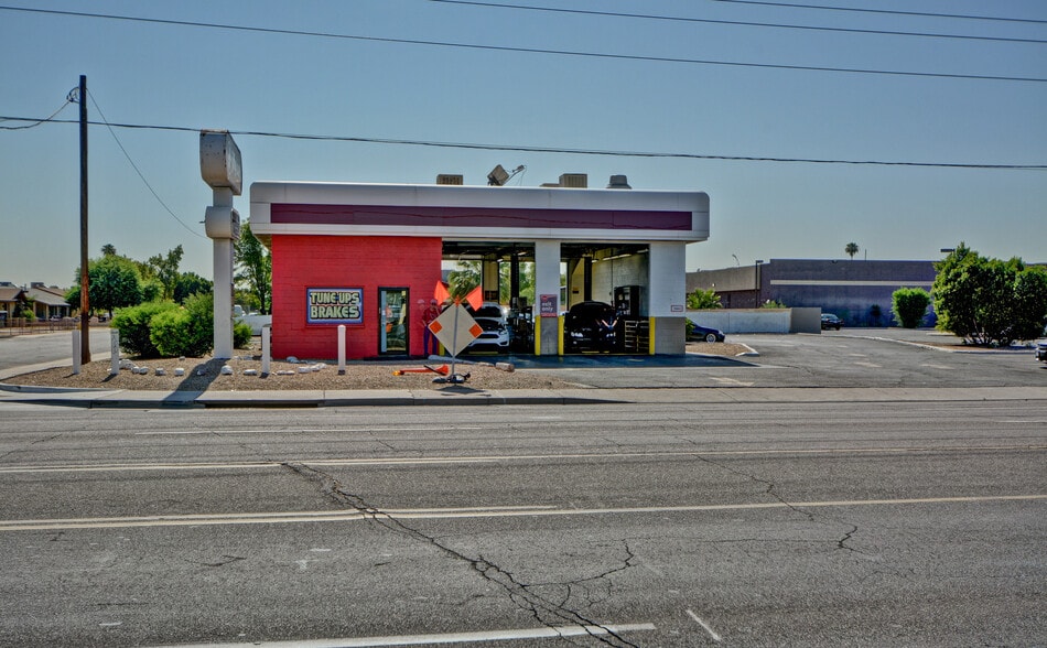 More Photos Of 1645 N 51st Ave, Phoenix Auto Repair For Sale