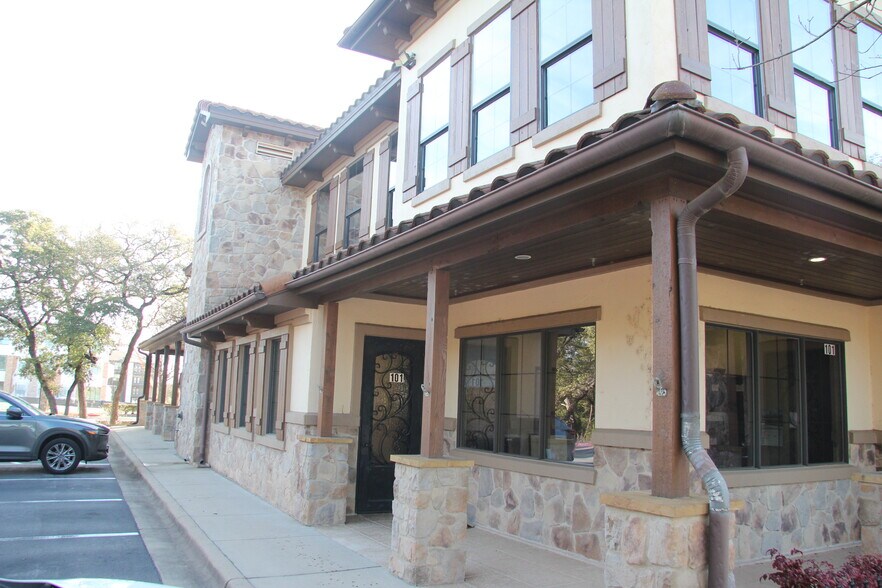 More Photos Of 12001 W Parmer Ln, Cedar Park Office For Lease