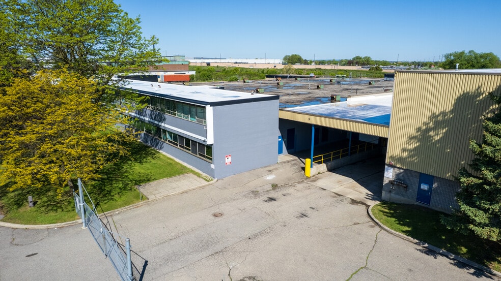 More Photos Of 2-8 Holtby Ave, Brampton Warehouse For Lease