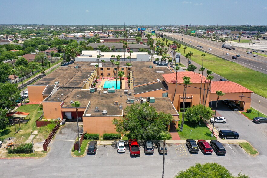 More Photos Of 715 Frontage Rd, Brownsville Hotel For Sale