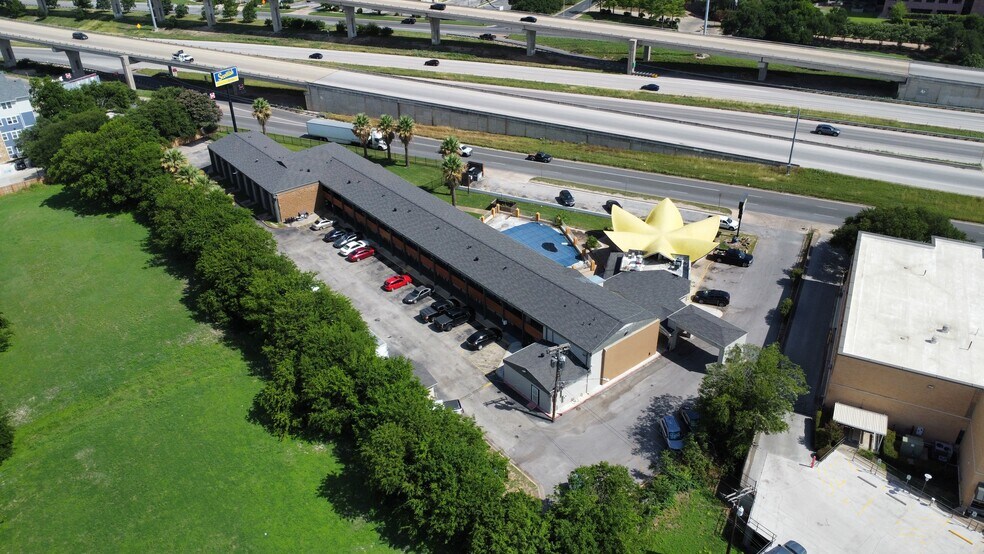 More Photos Of 6201 E Highway 290, Austin Hotel For Sale