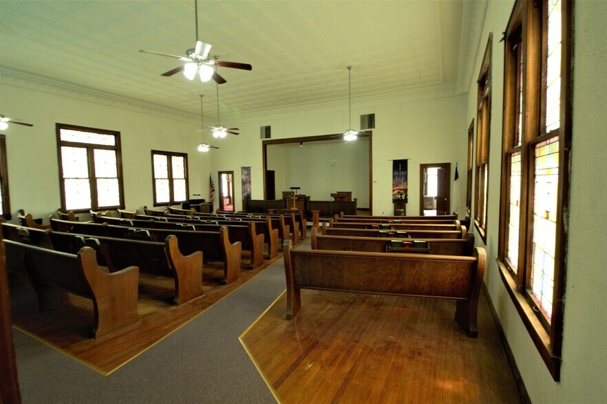 More Photos Of 200 North Avenue D, Cross Plains Religious Facility For Sale