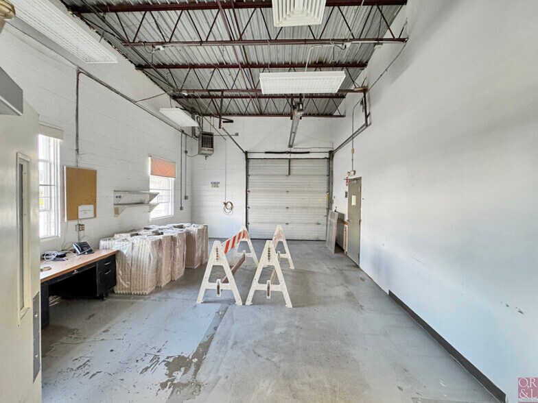 More Photos Of 37 Inwood Rd, Rocky Hill Manufacturing For Sale