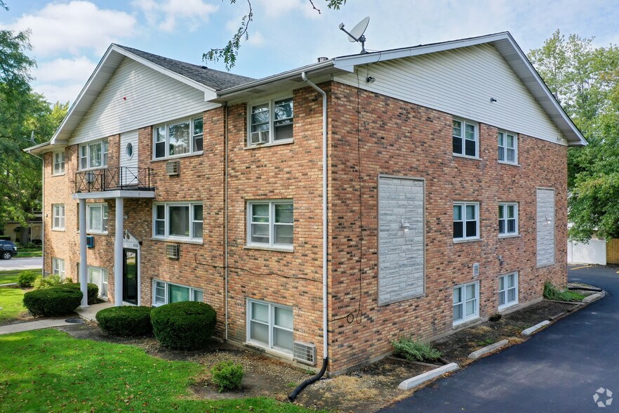 Primary Photo Of 4336 Lindenwood Dr, Matteson Apartments For Sale