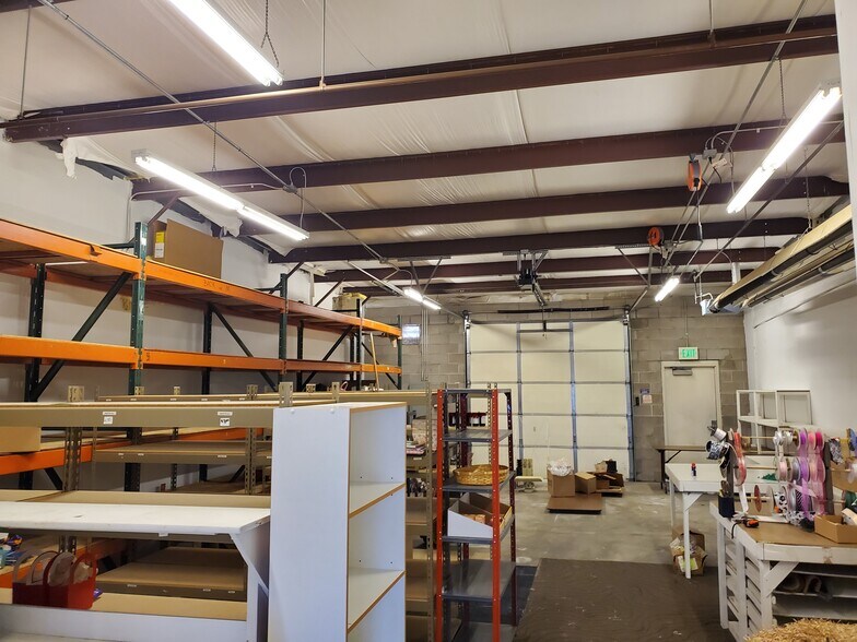 More Photos Of 350-366 Norfolk St, Aurora Light Manufacturing For Sale