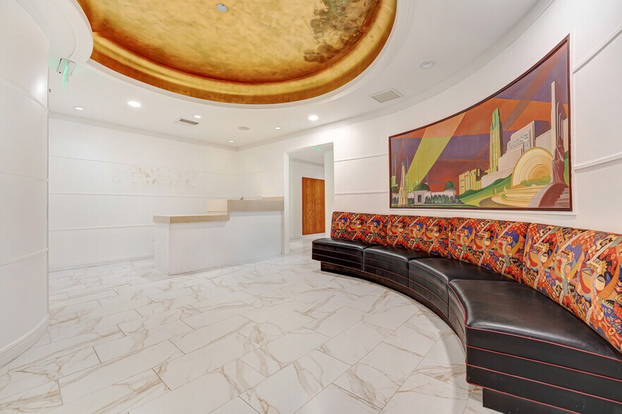 More Photos Of 11600 Wilshire Blvd, Los Angeles Medical For Lease