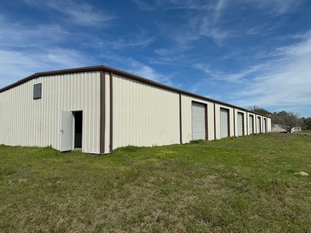 Primary Photo Of 705 Goldkist ave, Live Oak Warehouse For Sale