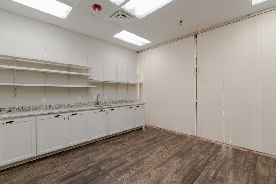 More Photos Of 1450 N Redbud Blvd, McKinney Medical For Lease