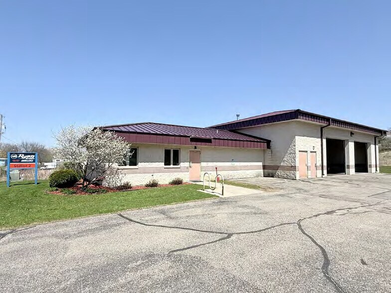 Primary Photo Of 819 Walsh Rd, Madison Flex For Sale